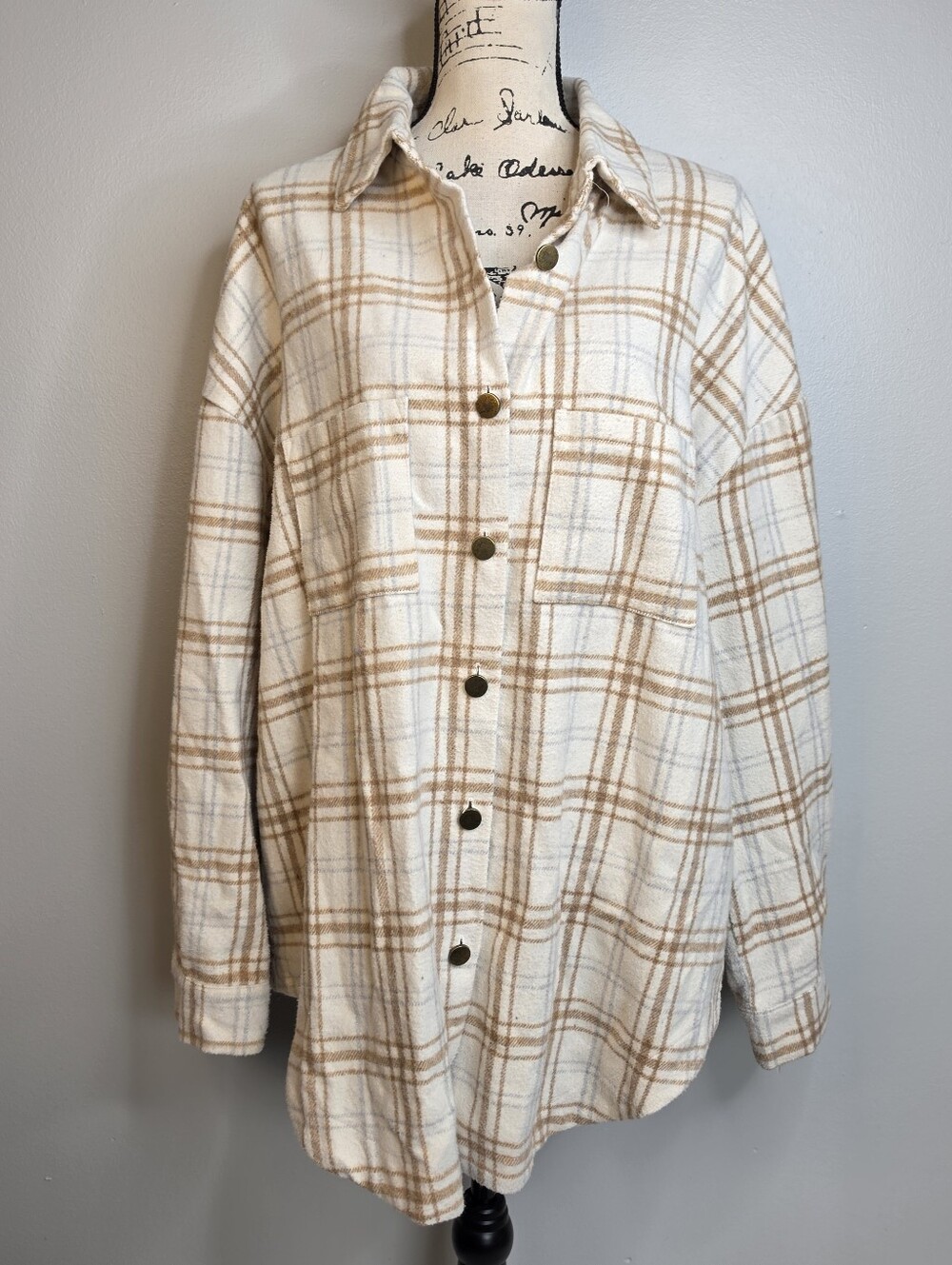 Pretty Garden Women’s Cream Plaid Button-Up Shacket Sz Xl